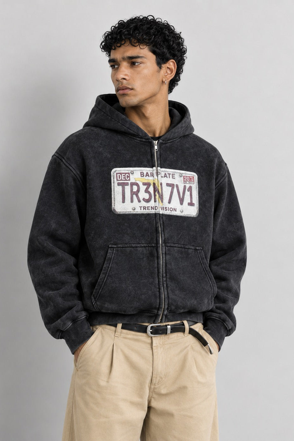 CROP FIT BASKILI FERMUARLI
HOODİE