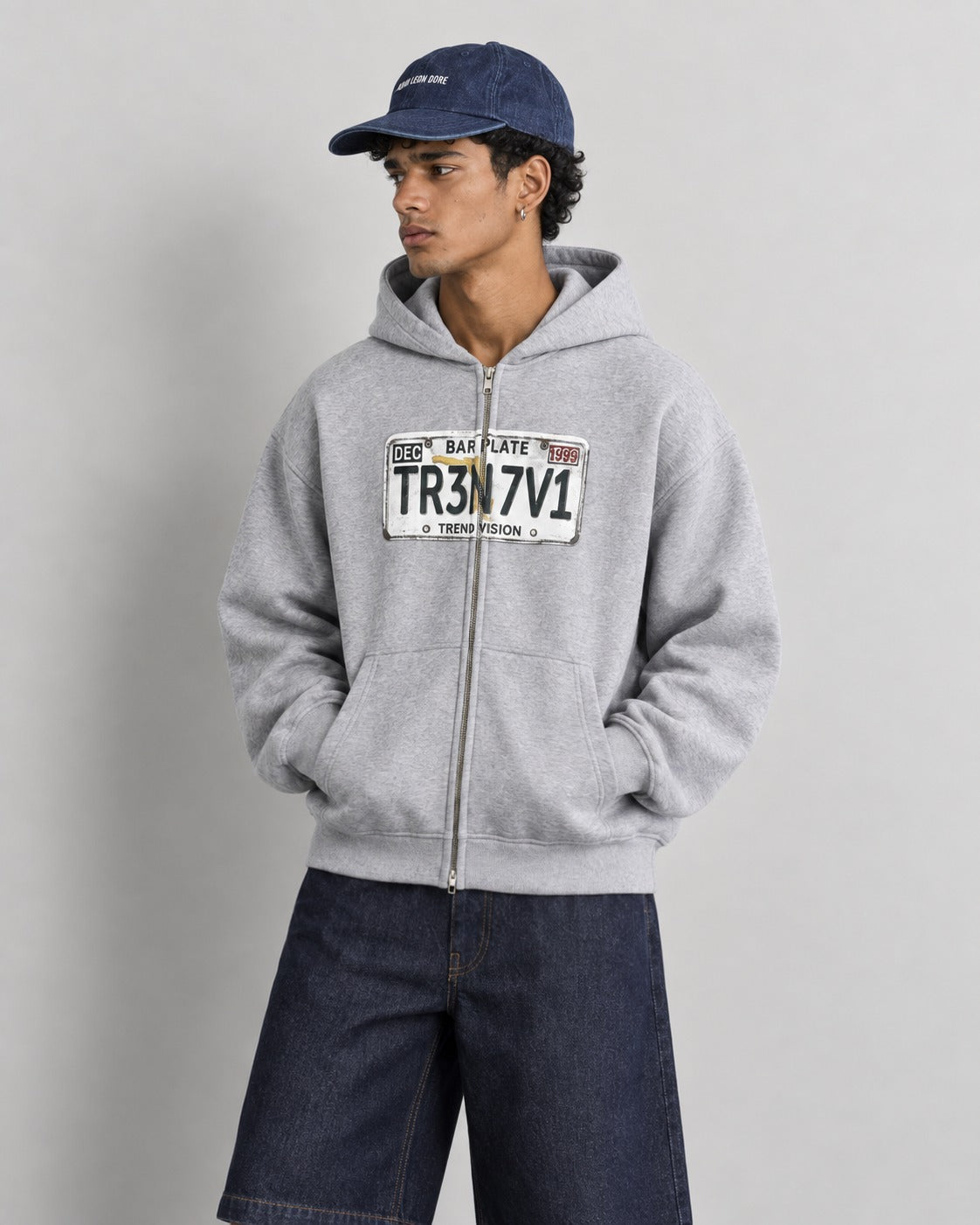 CROP FIT BASKILI FERMUARLI
HOODİE