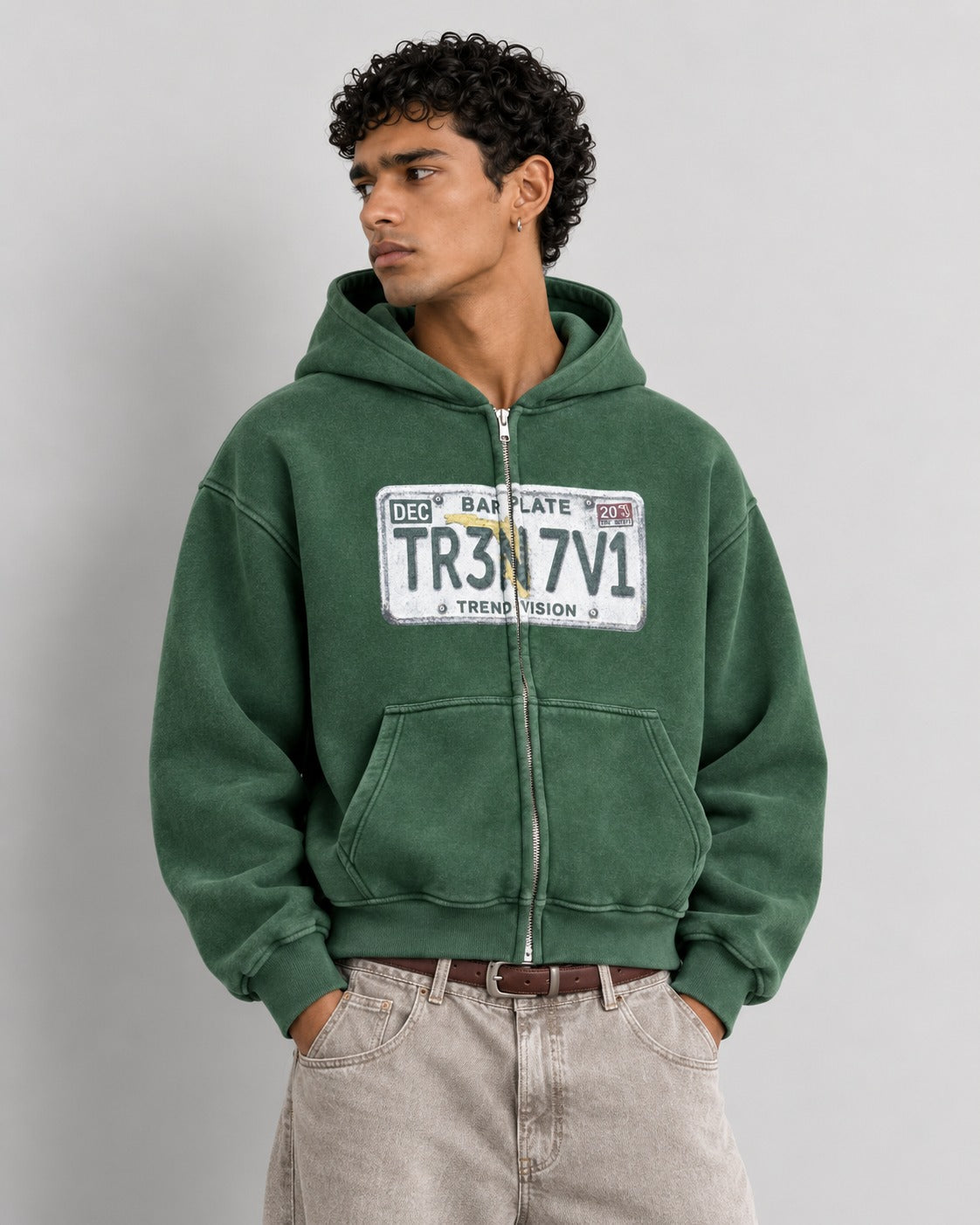 CROP FIT BASKILI FERMUARLI
HOODİE