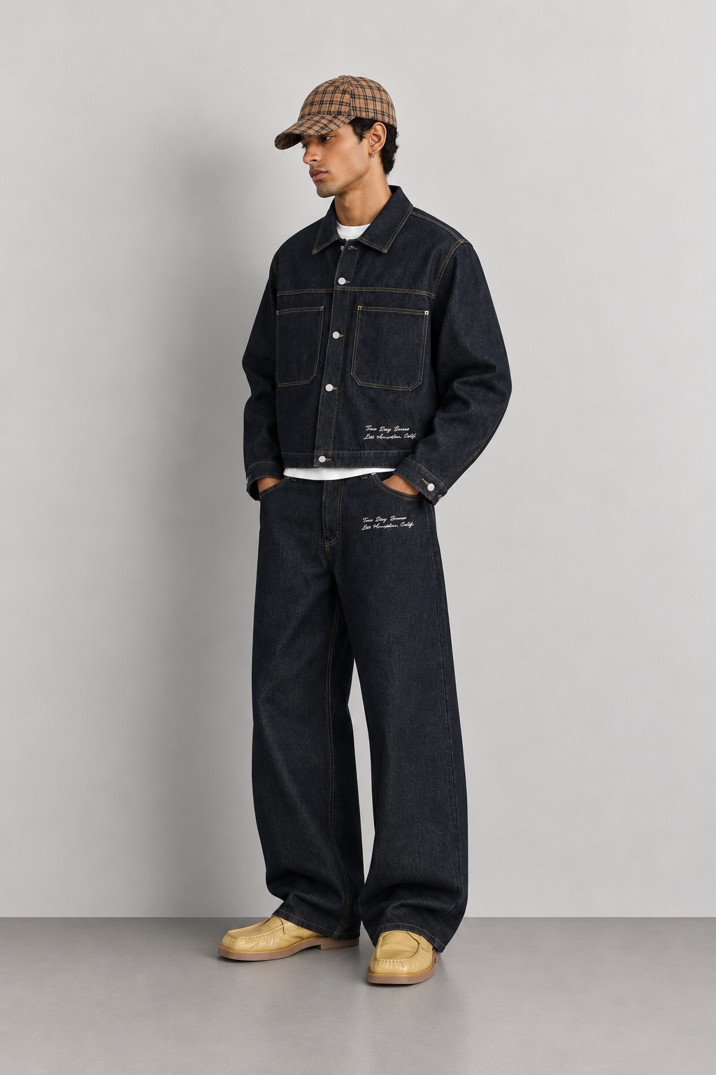 CROP FIT NAKIŞLI DENİM TAKIM