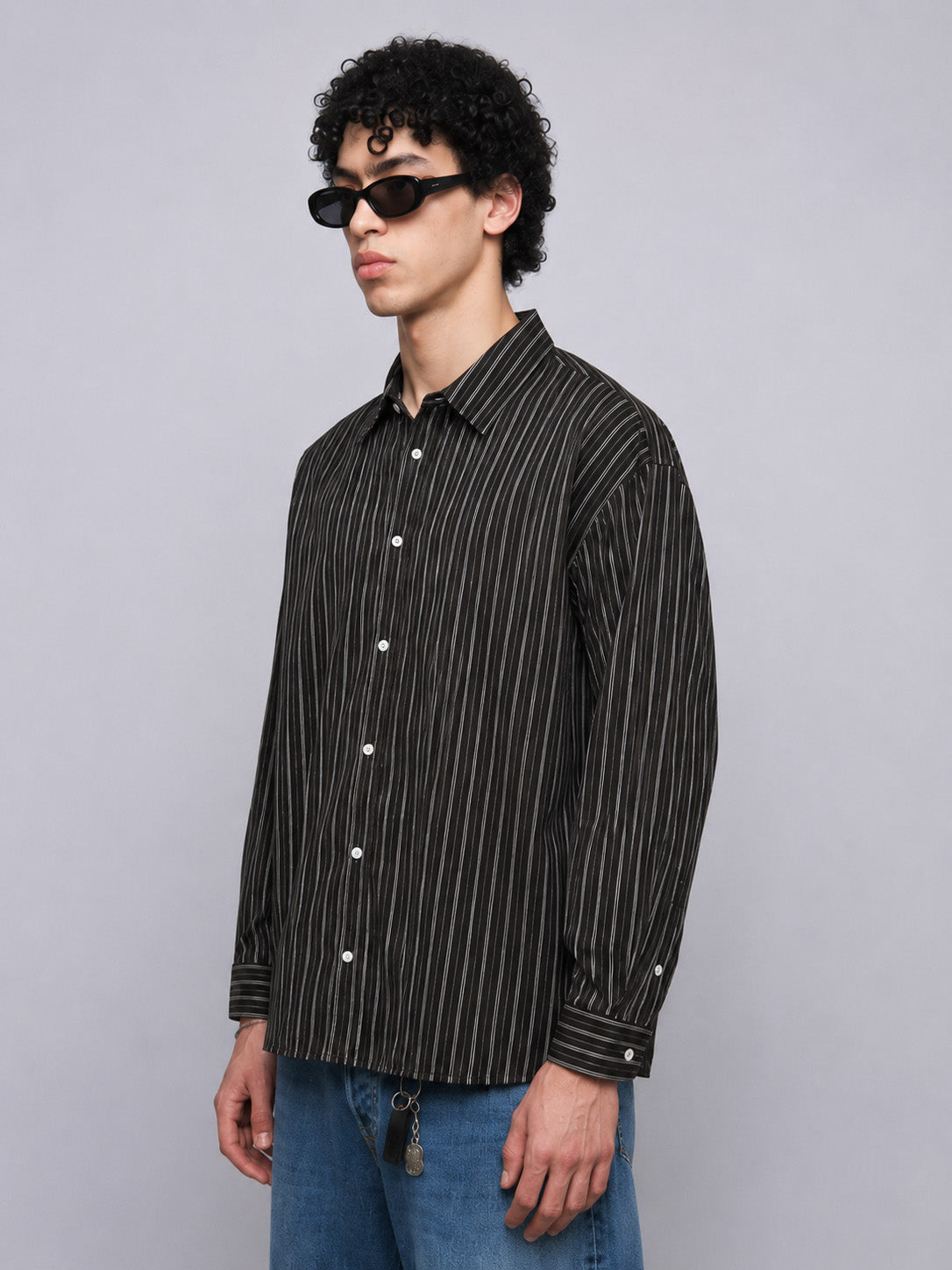 Oversize İnce Çizgili Gömlek