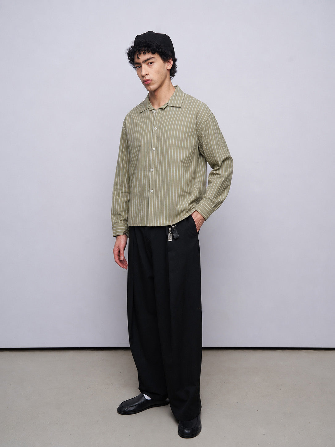 Oversize İnce Çizgili Gömlek