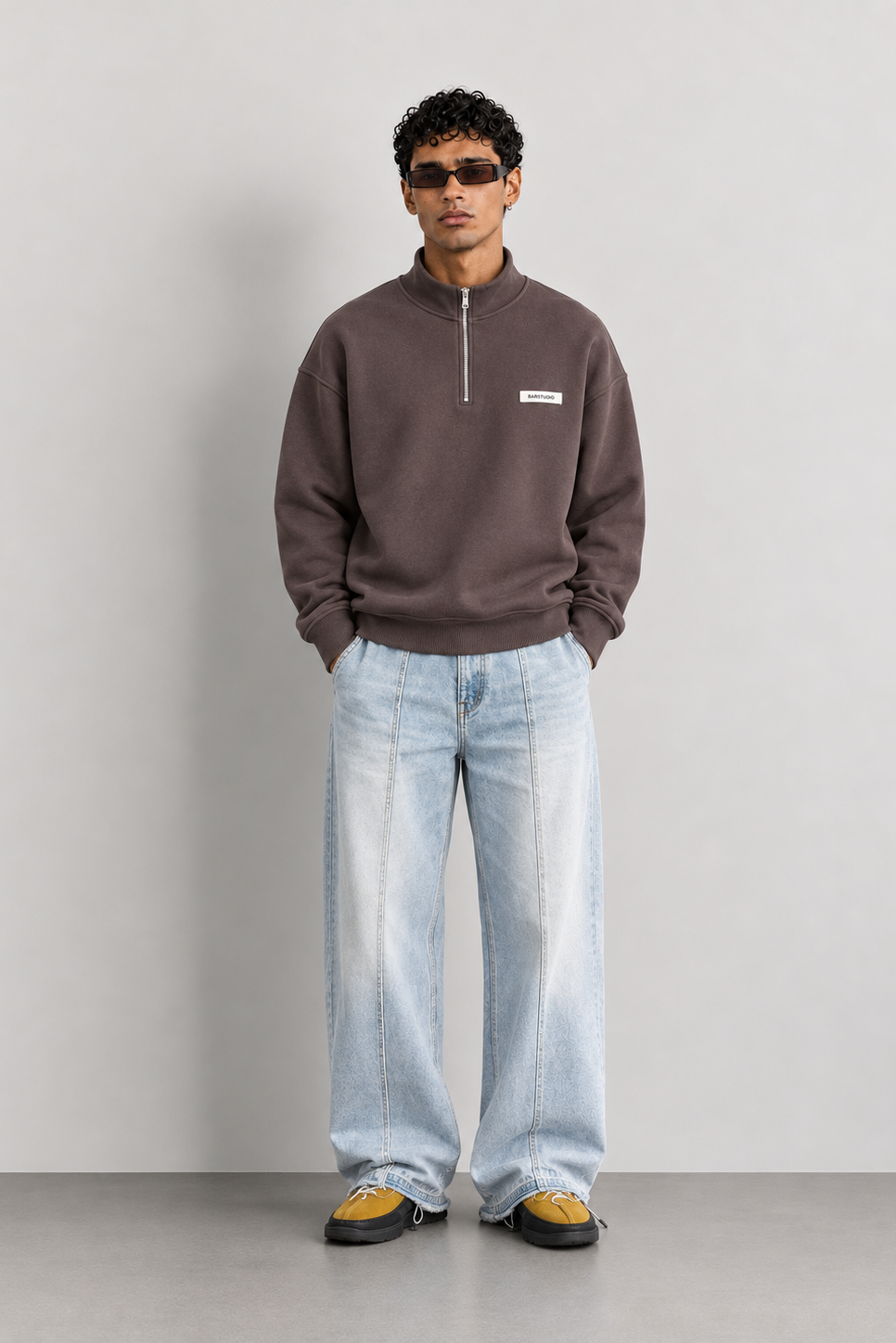 RELAXED FIT DİK YAKA FERMUARLI
SWEATSHİRT